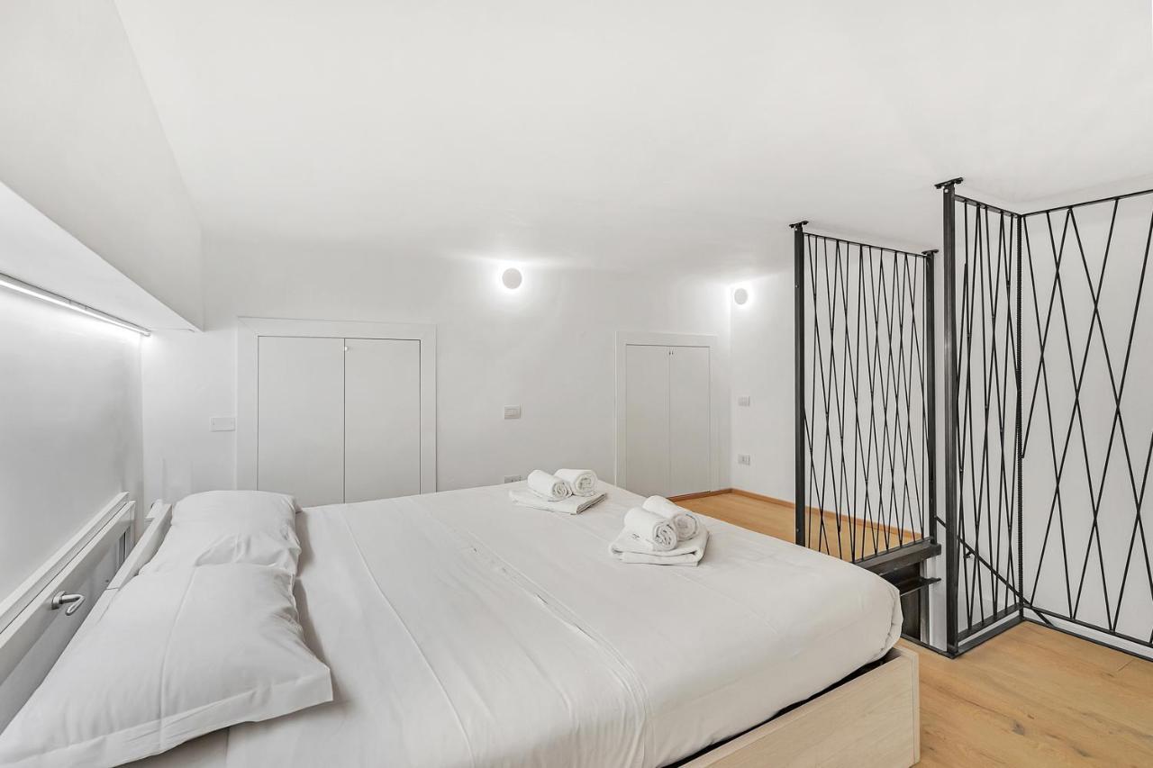 Loft Spritz Nel Centro Di Milano, Via Sottocorno, Porta Vittoria Apartment ภายนอก รูปภาพ